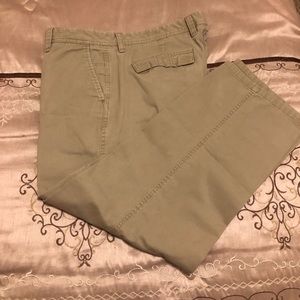 Men’s khaki pants